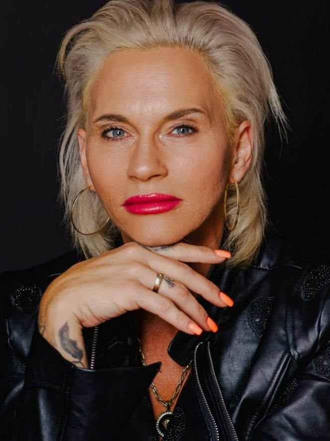 ​ANNIKA Kärsten-hoenig
​ IMPRESSUM